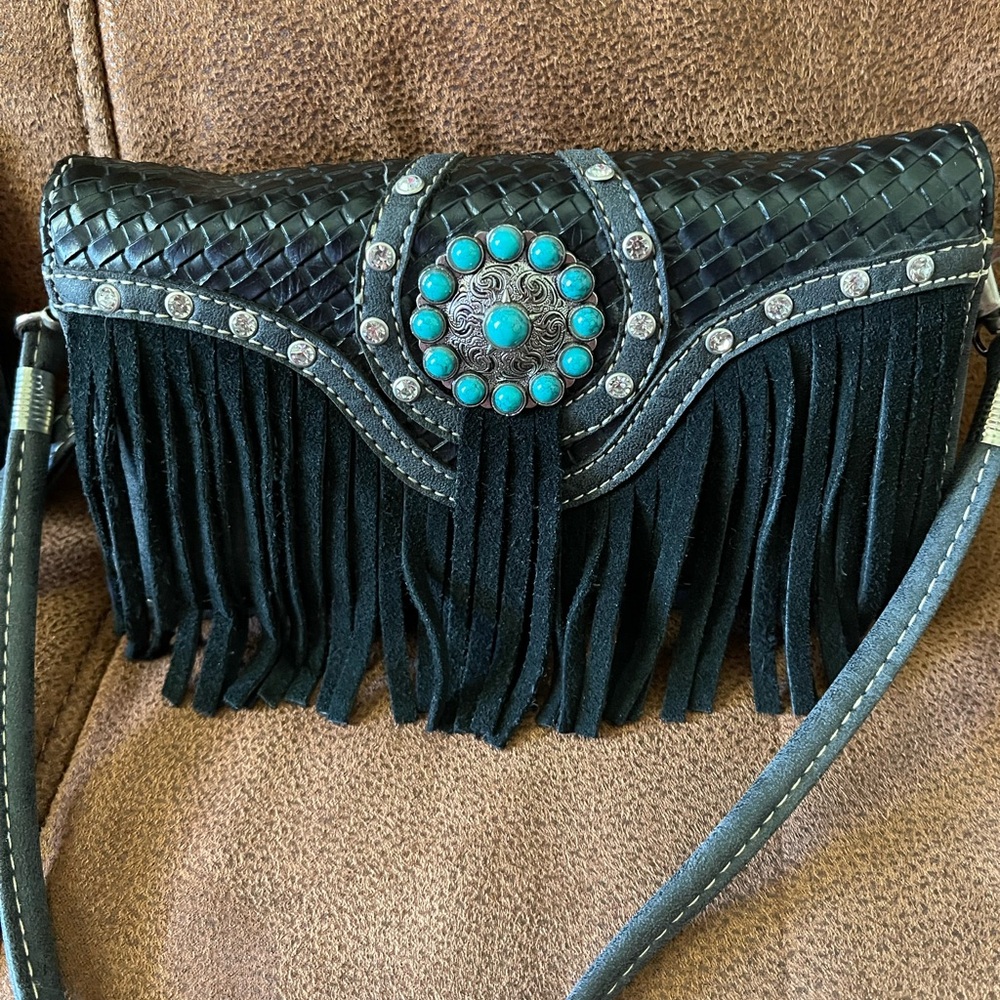 Black Fringe Crossbody Wallet with Turquoise Concho, Rhinestones & Fringe. EUC.